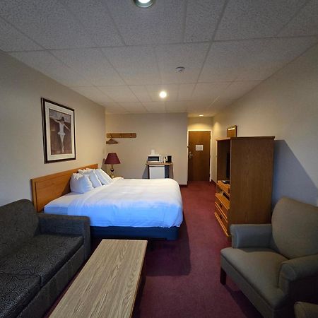 Travelodge By Wyndham Порт-Элджин Экстерьер фото