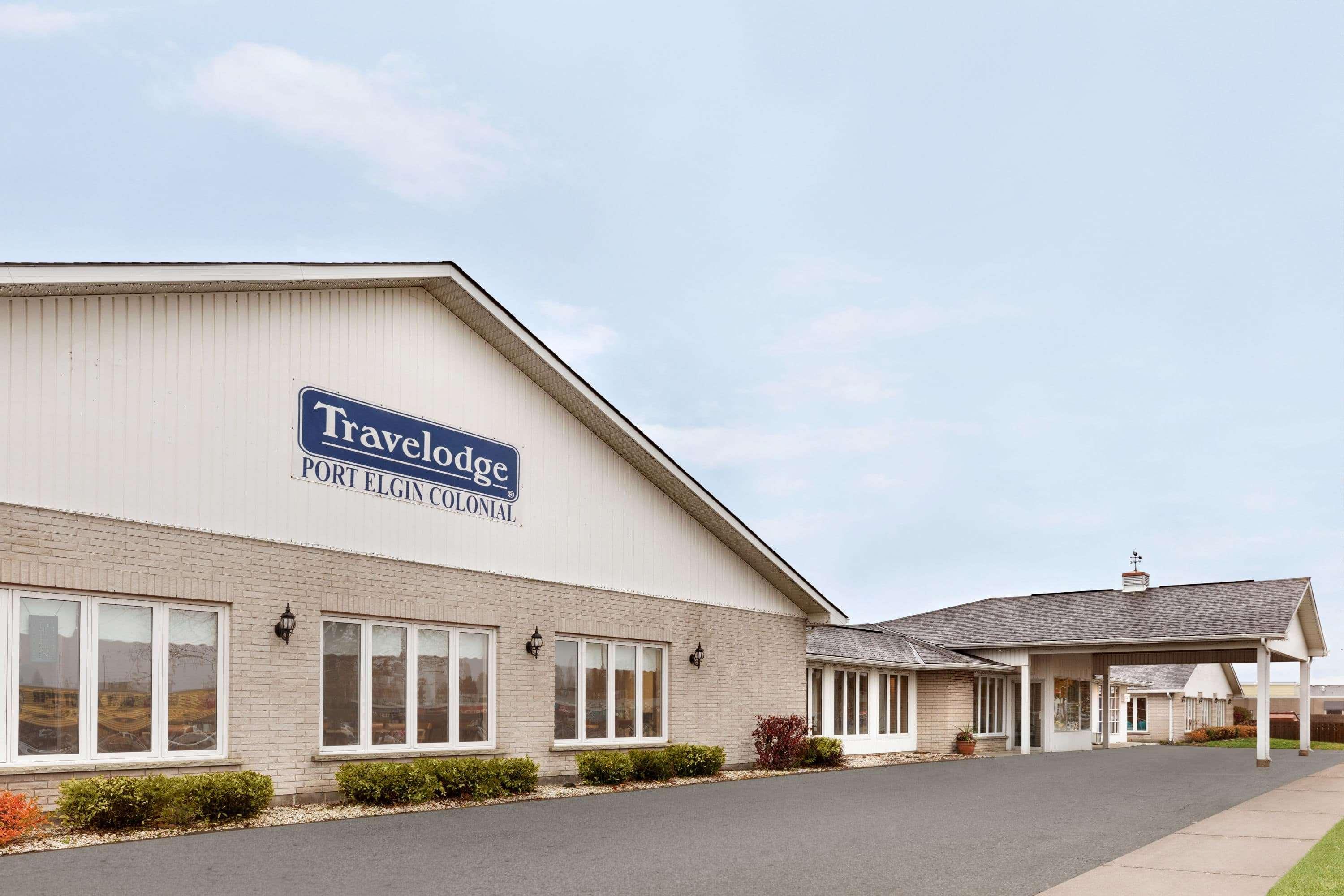 Travelodge By Wyndham Порт-Элджин Экстерьер фото