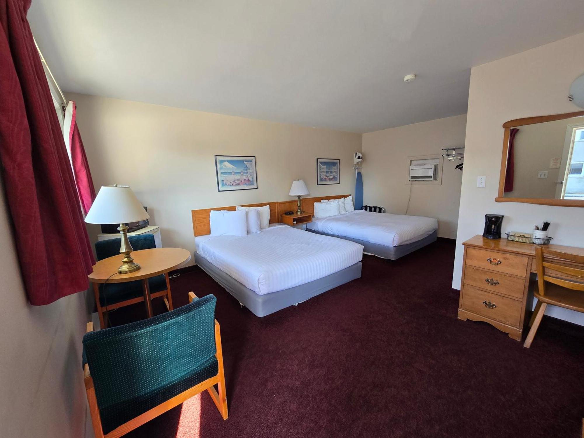 Travelodge By Wyndham Порт-Элджин Экстерьер фото